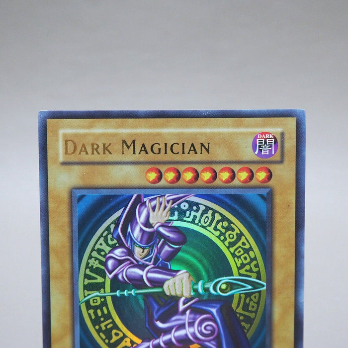 Yu-Gi-Oh Dark Magician SDY-006 Ultra Rare 1st Edition EX Asian English k256