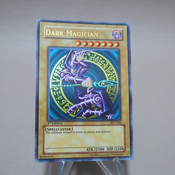 Yu-Gi-Oh Dark Magician SDY-006 Ultra Rare 1st Edition EX Asian English k256