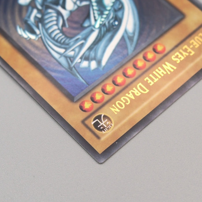 YuGiOh Blue-Eyes White Dragon SDK-001 1st Edition Ultra NM Asian English u161 | Merry Japanese TCG Shop